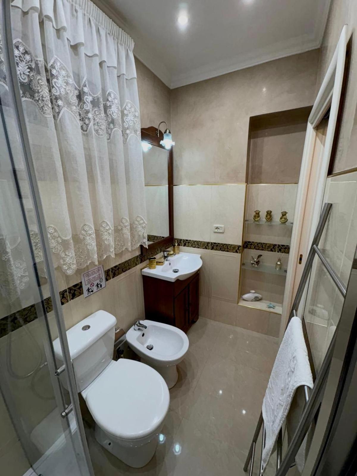 Roc House Apartment Catania Bagian luar foto