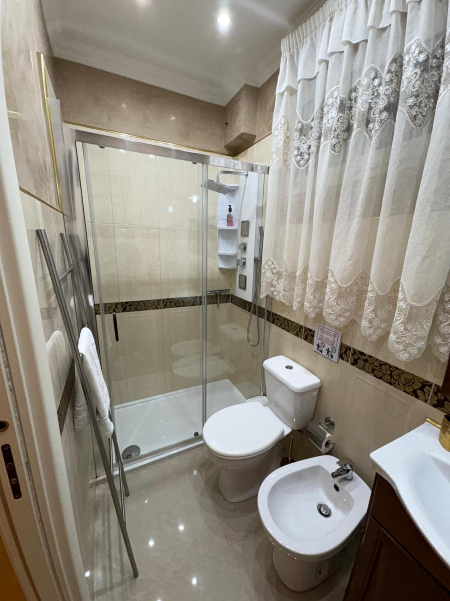 Roc House Apartment Catania Bagian luar foto